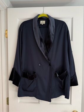Tuckernuck Navy Satin and Velvet Trim Set